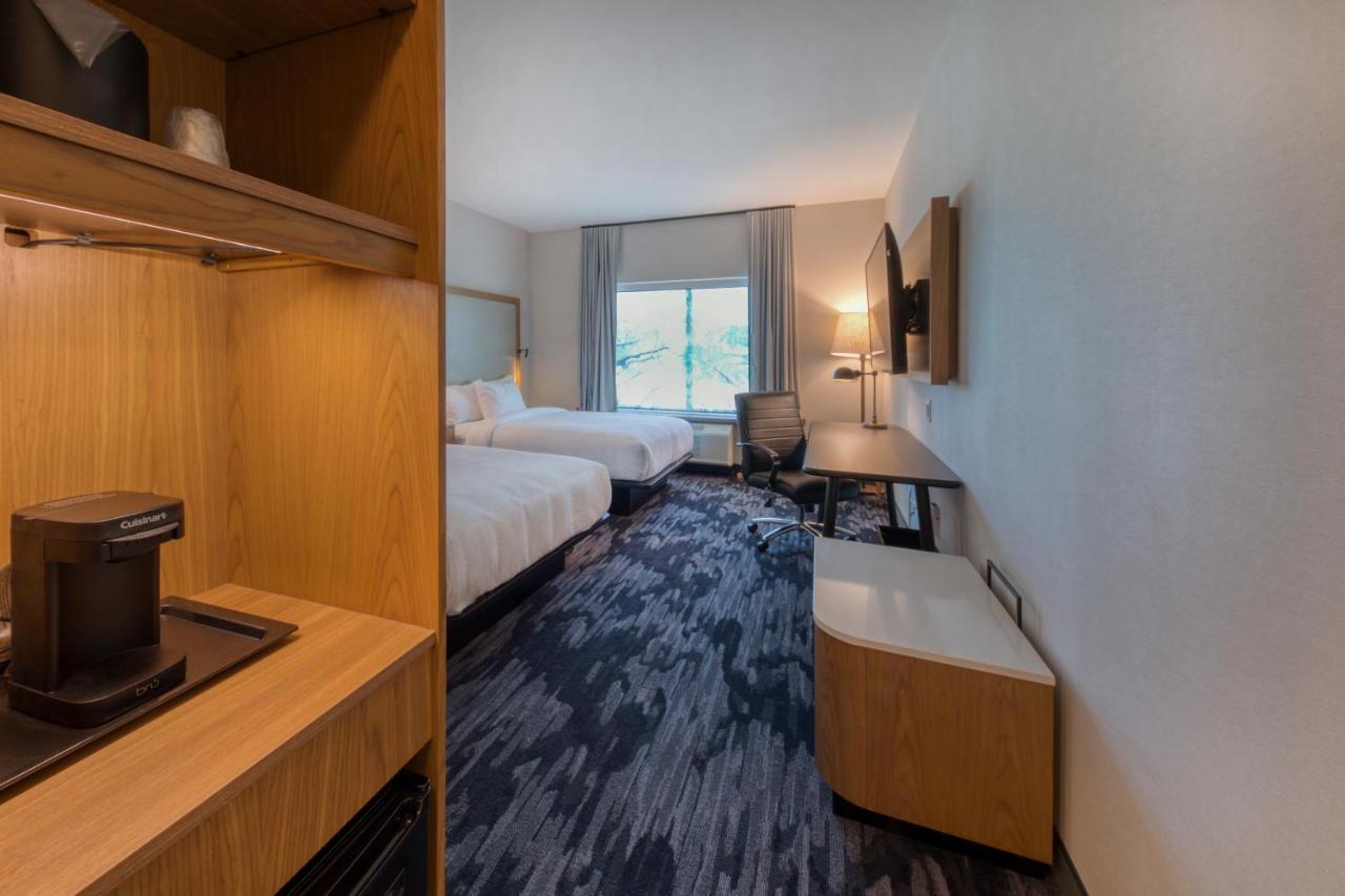 Fairfield Inn & Suites By Marriott Charlotte Belmont Exterior photo