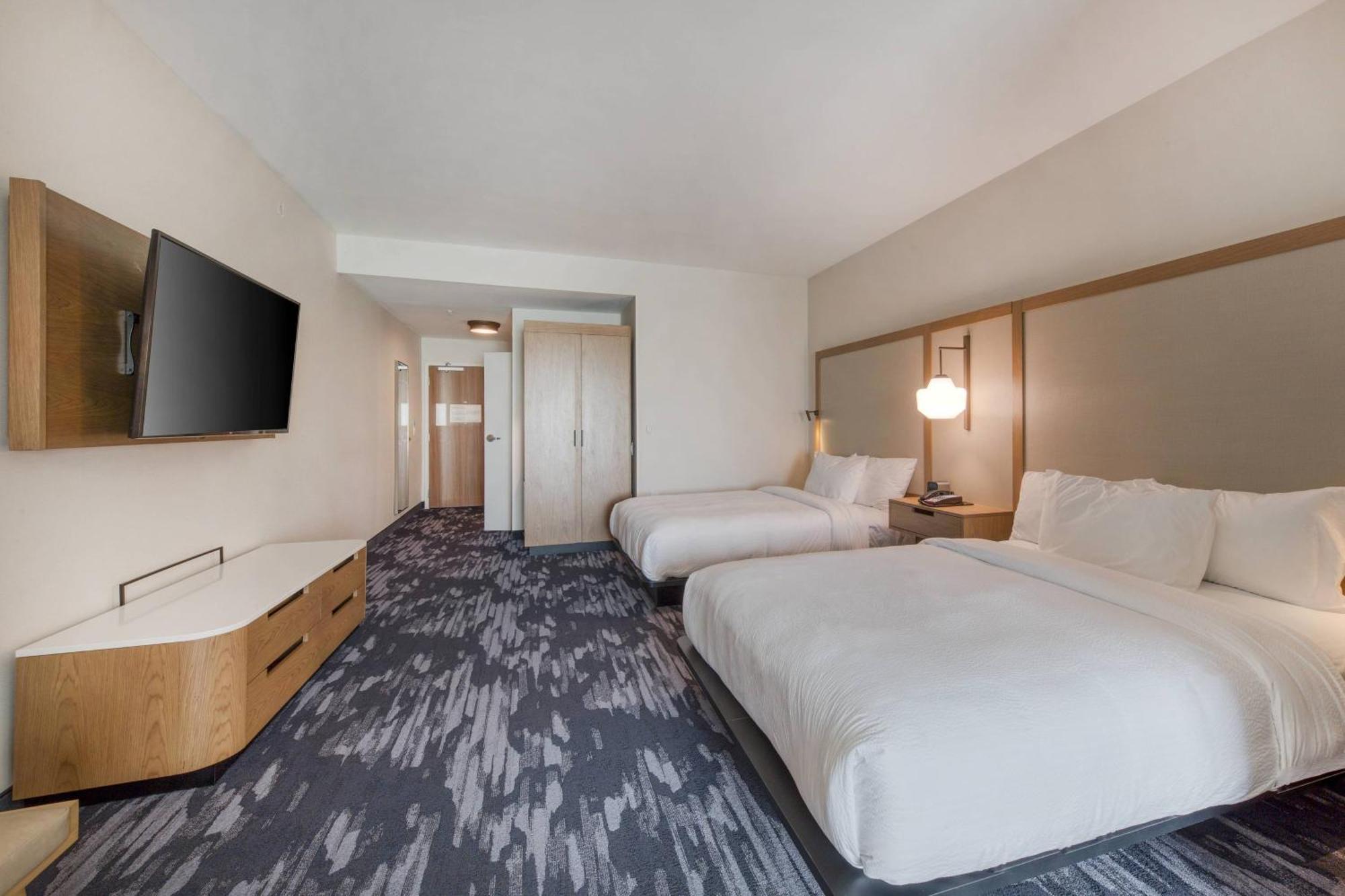 Fairfield Inn & Suites By Marriott Charlotte Belmont Exterior photo
